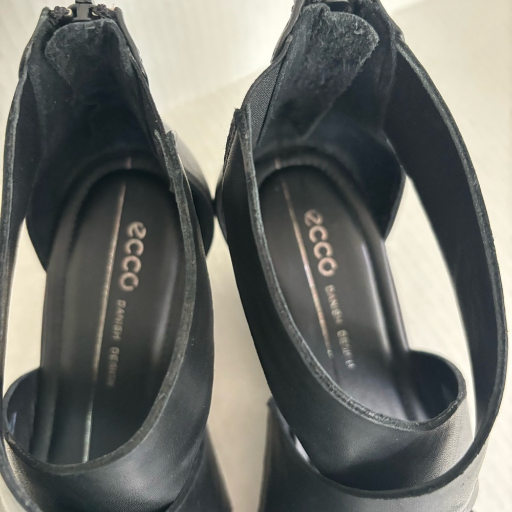 Ecco Elevate Black Leather Platform Wedge Sandal Wide Strap Size‎ 37EU, 6US - Picture 7 of 16